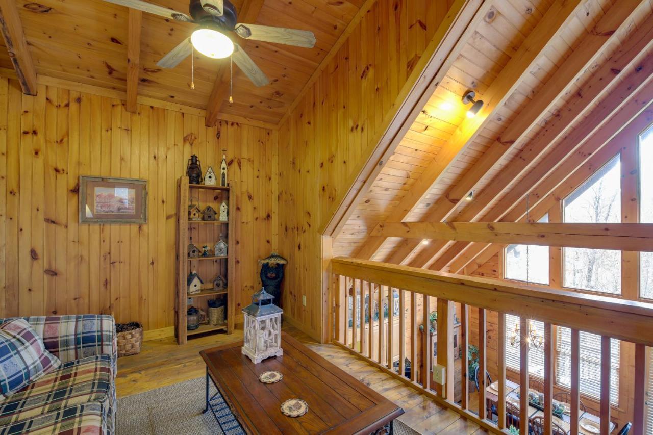 Smoky Mountains Cabin With Hot Tub, Deck And Views! Sevierville Luaran gambar