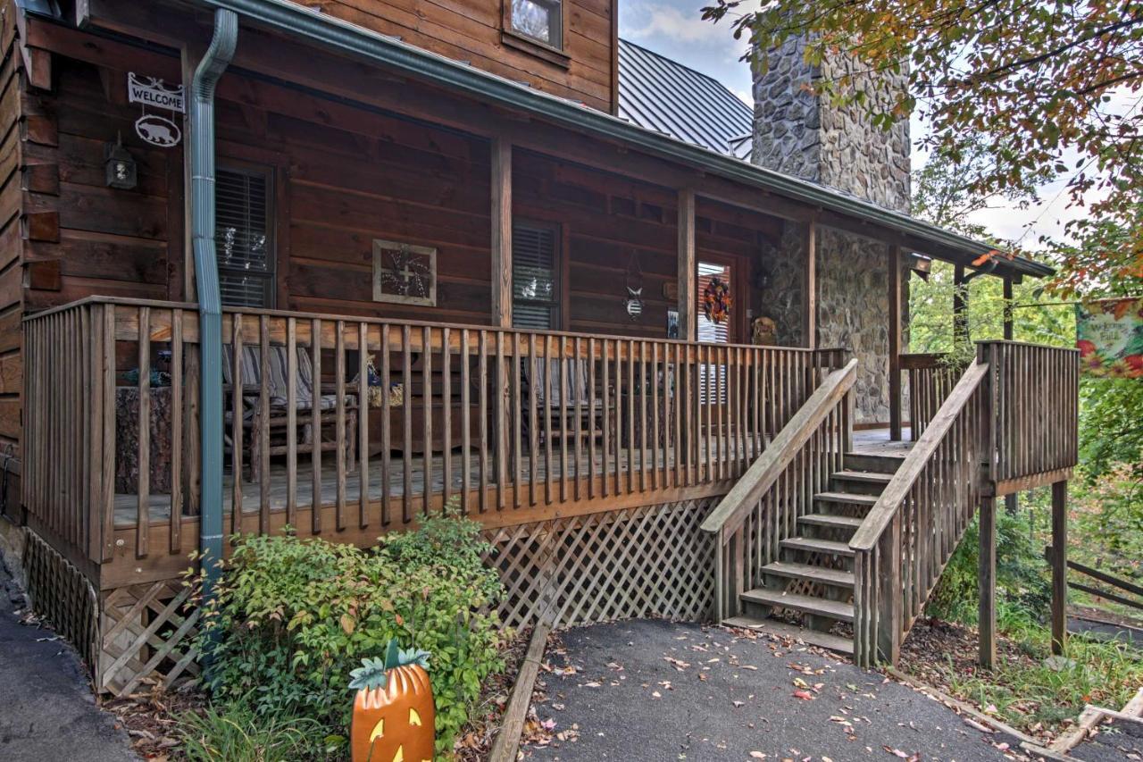 Smoky Mountains Cabin With Hot Tub, Deck And Views! Sevierville Luaran gambar